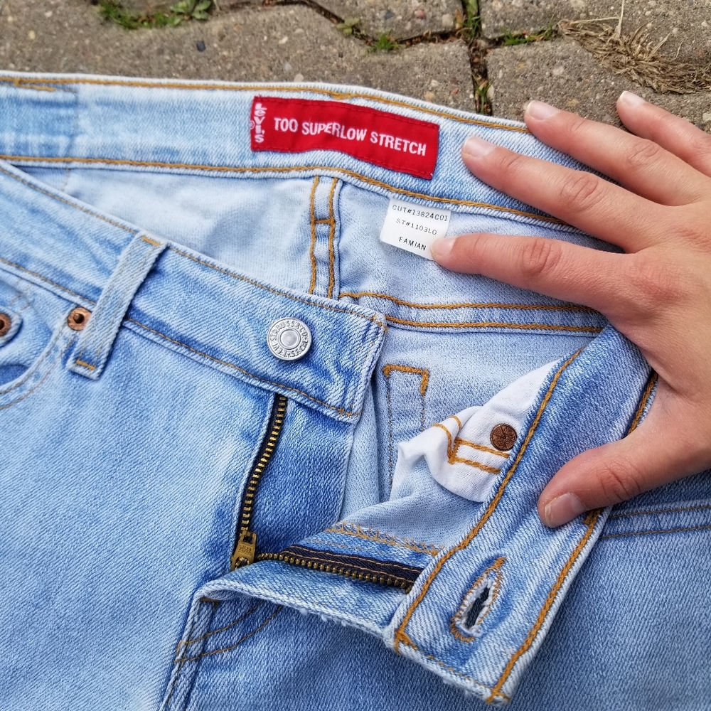 Y2K Levi Too Superlow Stretch bell bottom flare jeans light blue 9 - Picture 4 of 15